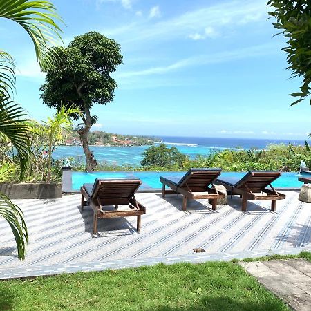 Bukit Permata Lembongan Hotel Exterior photo