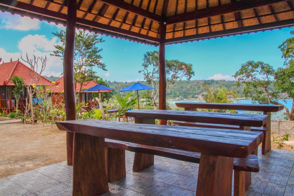 Bukit Permata Lembongan Hotel Exterior photo